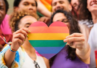 Medida pioneira na cidade visa garantir igualdade e combater a discrimina&ccedil;&atilde;o no servi&ccedil;o p&uacute;blico municipal.
