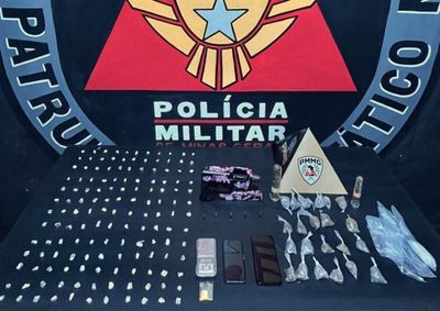Suspeitos sa&iacute;ram de Amarantina, em Ouro Preto, e foram interceptados em Itabirito ap&oacute;s fuga em alta velocidade e cerco policial.