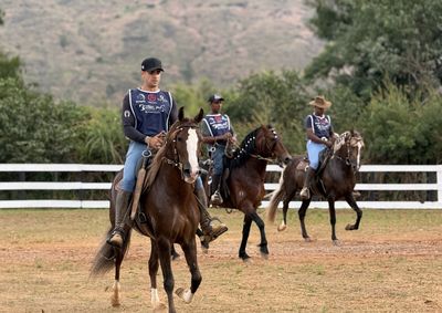 Evento reuniu mais de 200 animais, atra&ccedil;&otilde;es musicais e p&uacute;blico regional na Mina Del Rey durante dois dias de festa.
