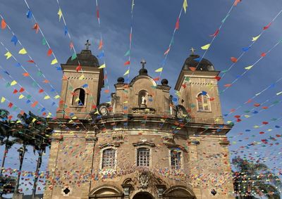 Festa acontece de 25 a 28 de junho com missas, quadrilhas, shows e arrecada&ccedil;&atilde;o para a conserva&ccedil;&atilde;o da igreja hist&oacute;rica.