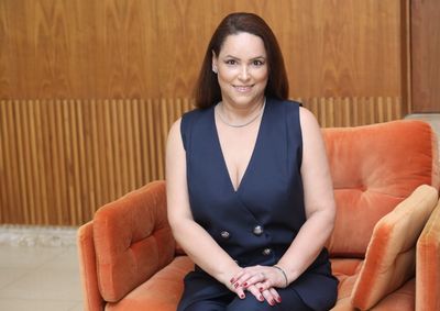 Carla Marie Lamin, da Le Marie Imagem, ensina como montar uma mala pr&aacute;tica, funcional e adaptada ao destino para f&eacute;rias de ver&atilde;o sem estresse