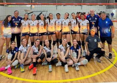 Jogando no gin&aacute;sio da Cohab 2, equipe mirassolense confirma bom momento no estadual e refor&ccedil;a projeto de base do v&ocirc;lei feminino da cidade