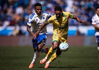 Le&atilde;o busca empate com gol de Reinaldo, segura press&atilde;o por boa parte do jogo, mas sofre dois gols na reta final e segue em alerta contra o Z-4