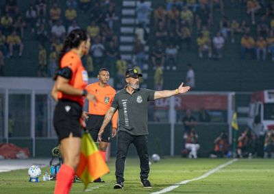 Ap&oacute;s 1 a 1 no Mai&atilde;o, Le&atilde;o da Araraquarense precisa vencer em Porto Alegre ou decidir nos p&ecirc;naltis para chegar &agrave;s quartas de final