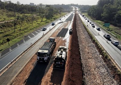 Interdi&ccedil;&otilde;es e acessos bloqueados entre os km 434 e 446 exigem aten&ccedil;&atilde;o de motoristas que usam a SP-310 para chegar ou sair de Rio Preto e Mirassol
