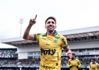 Le&atilde;o volta a jogar no Mai&atilde;o neste domingo (13), &agrave;s 16h, precisando vencer o Vit&oacute;ria para se manter distante do Z-4 e seguir em rea&ccedil;&atilde;o na S&eacute;rie A