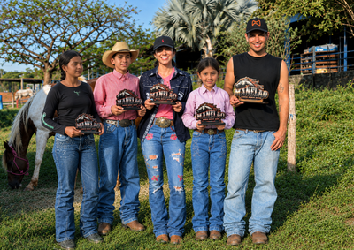 Com apoio da Smel, cavaleiros e amazonas da cidade sobem ao p&oacute;dio em diversas categorias na 3&ordf; etapa do Rodeo Barrel Show Manel&atilde;o