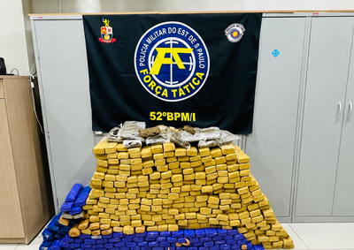 A&ccedil;&atilde;o da For&ccedil;a T&aacute;tica ocorreu na noite de s&aacute;bado (24), em Mirassol; suspeito fugiu por &aacute;rea de mata