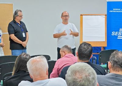 Encontro reuniu representantes do poder p&uacute;blico, Sebrae, empres&aacute;rios e institui&ccedil;&otilde;es para discutir propostas e atualizar plano 