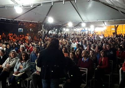 Programa&ccedil;&atilde;o religiosa e social acontece entre 16 e 24 de maio de 2026, na Vila Pichatelli, com prociss&atilde;o, barracas e show de pr&ecirc;mios.

