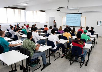 Candidatos j&aacute; podem consultar onde far&atilde;o o exame; prova ser&aacute; aplicada neste domingo (28)