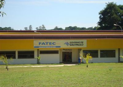 Resultado do primeiro semestre refor&ccedil;a a liga&ccedil;&atilde;o da institui&ccedil;&atilde;o com empresas da regi&atilde;o e amplia oportunidades de inser&ccedil;&atilde;o profissional.