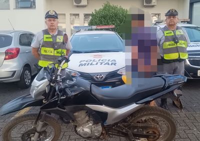 Ve&iacute;culo apresentava diverg&ecirc;ncia no emplacamento e sinais identificadores suprimidos