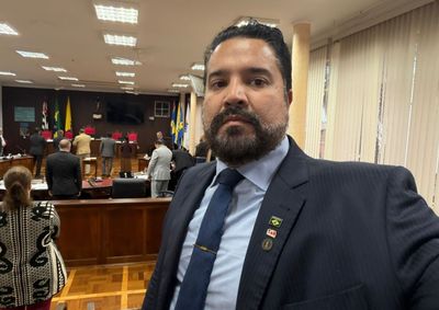 Ex-vereador viaja a Washington em julho para den&uacute;ncia internacional; senten&ccedil;a restabelece direitos pol&iacute;ticos e abre caminho para a&ccedil;&otilde;es de repara&ccedil;&atilde;o
