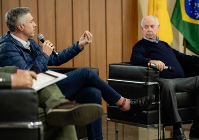 Evento reuniu lideran&ccedil;as, empres&aacute;rios e representantes da regi&atilde;o para discutir desenvolvimento e a articula&ccedil;&atilde;o pol&iacute;tica dos munic&iacute;pios.