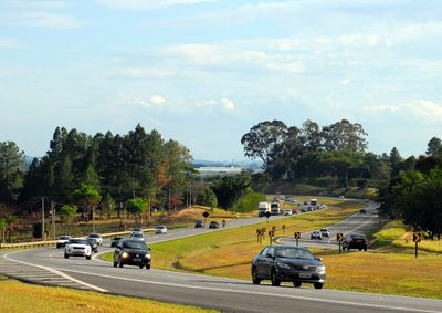 &nbsp;Opera&ccedil;&atilde;o especial refor&ccedil;a monitoramento nas rodovias e orienta motoristas sobre hor&aacute;rios de maior movimento e seguran&ccedil;a.


