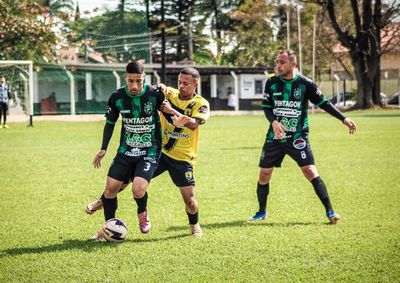 L&iacute;der tem 12 pontos e entra em campo &agrave;s 13h15; Flamboyant, segundo colocado, encara o Am&eacute;rica pela 6&ordf; rodada