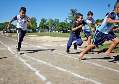 Provas come&ccedil;am &agrave;s 8h no Est&aacute;dio Carlos Nelson Bueno e re&uacute;nem estudantes das categorias sub-13, sub-15 e sub-18

