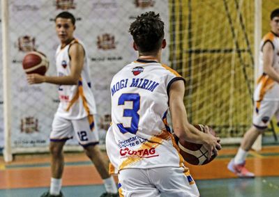 Equipe mogimiriana enfrenta Indaiatuba nesta quinta-feira (27), &agrave;s 19h30, em duelo direto por vaga na semifinal