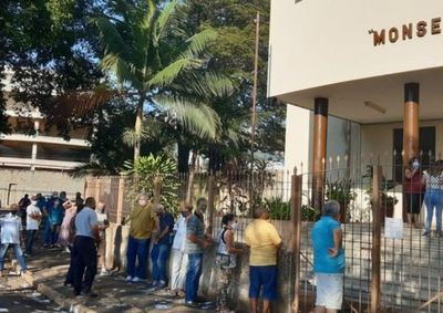 Cidade &eacute; territ&oacute;rio bolsonarista consolidado, mas administrada por um prefeito de esquerda; campo conservador aposta em Fl&aacute;vio Bolsonaro como herdeiro dess