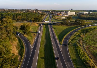 Evento em Holambra espera receber mais de 280 mil visitantes; motoristas de Mogi Mirim devem redobrar aten&ccedil;&atilde;o durante os deslocamentos pela regi&atilde;o

