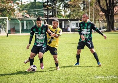Atl&eacute;tico Mogi tem 18 pontos e &eacute; seguido de perto pelo Flamboyant, com 17; rodada ter&aacute; cinco jogos neste domingo (6)

