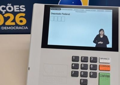 Vota&ccedil;&atilde;o come&ccedil;a por deputado federal e termina com presidente; eleitor deve escolher dois candidatos diferentes para o Senado

