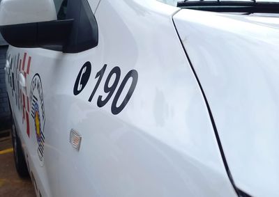 Suspeito foi encontrado retirando a fia&ccedil;&atilde;o de uma casa desocupada na Ch&aacute;cara Nova Odessa na noite desta quinta-feira (24).

