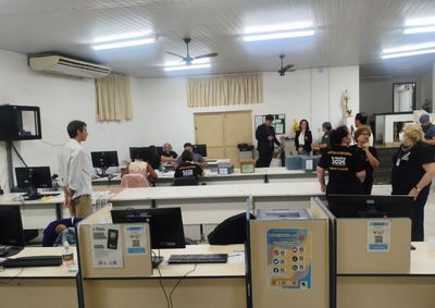 Justi&ccedil;a Eleitoral esclarece que prorroga&ccedil;&atilde;o at&eacute; as 19h vale apenas para se&ccedil;&otilde;es cujas urnas ainda n&atilde;o haviam sido encerradas