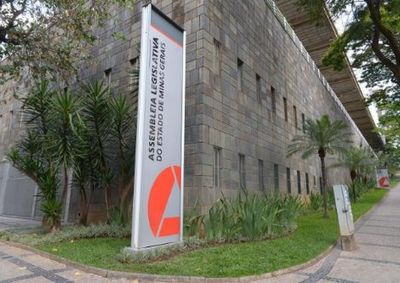Boletos para pagamento da taxa de inscri&ccedil;&atilde;o tamb&eacute;m passam a ter nova data de vencimento.