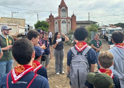 A&ccedil;&otilde;es educativas e mutir&atilde;o de limpeza foram algumas atividades realizadas no s&aacute;bado; os munic&iacute;pios disponibilizaram tamb&eacute;m a vacina contra a dengue.
