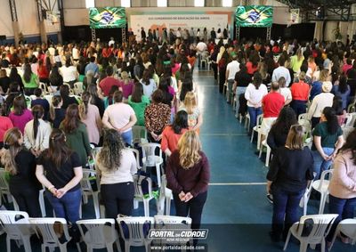 Iniciativa apoiada pelo Sebrae Minas conta com palestras, oficinas e debates sobre tecnologia, intelig&ecirc;ncia artificial, inova&ccedil;&atilde;o e pr&aacute;ticas pedag&oacute;gicas.