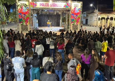 Mais de 9,5 mil pessoas assistiram &agrave; programa&ccedil;&atilde;o que marcou a 10&ordf; edi&ccedil;&atilde;o do evento, transformando as ruas de Passos em um polo de democratiza da arte.