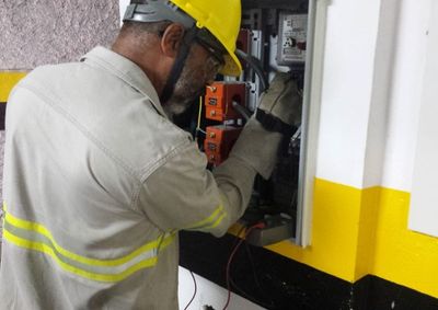 Conhecer os limites de responsabilidade evita transtornos e agiliza o restabelecimento do fornecimento de energia.