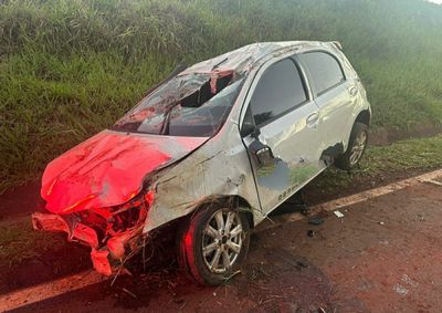 O motorista ficou ferido.