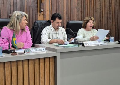 Medidas preveem prioridade de matr&iacute;cula para filhos de mulheres v&iacute;timas de viol&ecirc;ncia e cria&ccedil;&atilde;o de aux&iacute;lio para compra de material escolar.