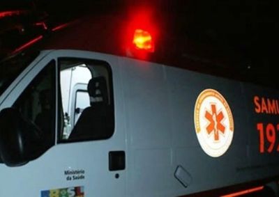 V&iacute;tima foi atingida por objeto contundente ap&oacute;s desentendimento pr&oacute;ximo a um bar.