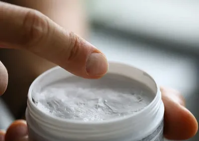 Ag&ecirc;ncia determinou a apreens&atilde;o de todos os lotes do hidratante facial "Skin face - Clareador Noite"