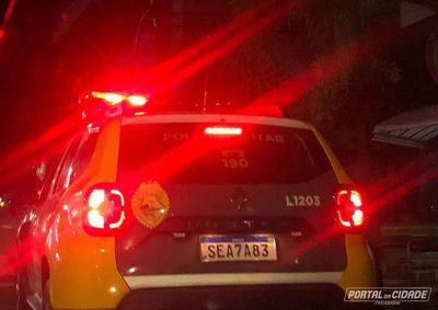 Caso de viola&ccedil;&atilde;o de domic&iacute;lio foi registrado na tarde de segunda-feira (25), na Vila City; suspeito foi levado &agrave; delegacia.