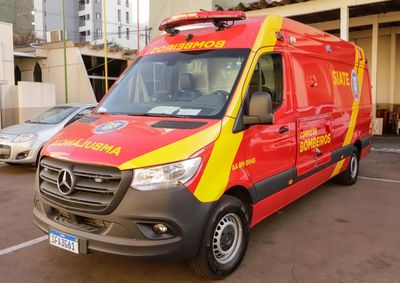 Corpo de Bombeiros alerta para riscos de acidentes, inc&ecirc;ndios e danos &agrave; rede el&eacute;trica durante as comemora&ccedil;&otilde;es.