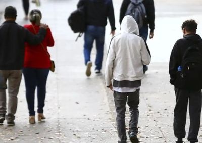 O frio continuar&aacute; presente no dia a dia dos moradores de Paranava&iacute; e traz questionamentos: "Cad&ecirc; o Sol?"