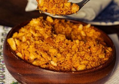 Essa farofinha poder&aacute; permanecer crocante por at&eacute; 1 semana em pote com fechamento herm&eacute;tico e, em temperatura ambiente.
