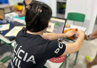 Documento substitui gradualmente o RG, &eacute; gratuito na primeira via e ser&aacute; exigido para acesso a benef&iacute;cios sociais nos pr&oacute;ximos anos.