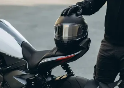 A mudan&ccedil;a tem como objetivo aumentar a seguran&ccedil;a dos motociclistas, dificultar a venda de equipamentos falsificados e facilitar a fiscaliza&ccedil;&atilde;o.