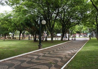 Projeto do vereador Josival Moreira oficializa a denomina&ccedil;&atilde;o da Pra&ccedil;a dos Pioneiros, um dos espa&ccedil;os p&uacute;blicos mais tradicionais de Paranava&iacute;