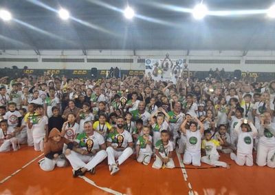 Evento reuniu 270 atletas em Alto Paran&aacute; e definiu classificados para o Campeonato Brasileiro de Capoeira.