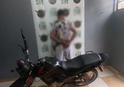 Suspeito confessou o furto ap&oacute;s ser localizado na casa da m&atilde;e; v&iacute;tima nem havia percebido o crime.
