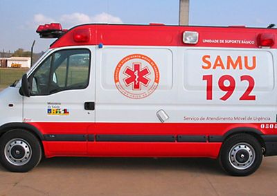 Equipes do Samu e do Corpo de Bombeiros tentaram reanimar a v&iacute;tima por cerca de 20 minutos. 