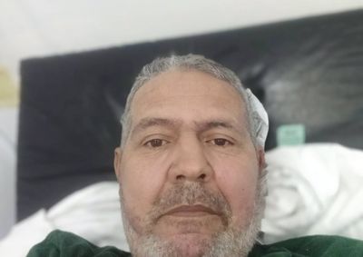 De acordo com Paulo, os problemas come&ccedil;aram ap&oacute;s um grave acidente de motocicleta. Na &eacute;poca, ele passou por uma cirurgia na perna direita.