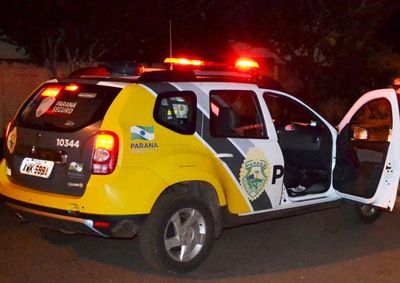 Condutor realizou manobras perigosas, ultrapassagens arriscadas e circulava com escapamento irregular.